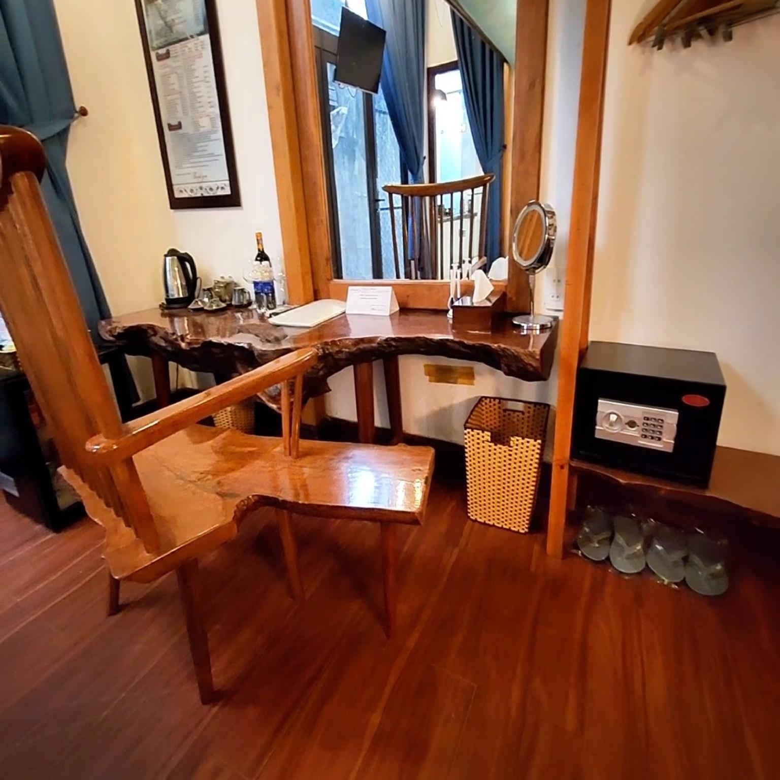 ビクトリー ホテル フエ 写真