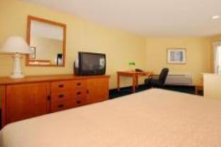 クオリティ イン & スイーツ ハーモサ ビーチ 写真