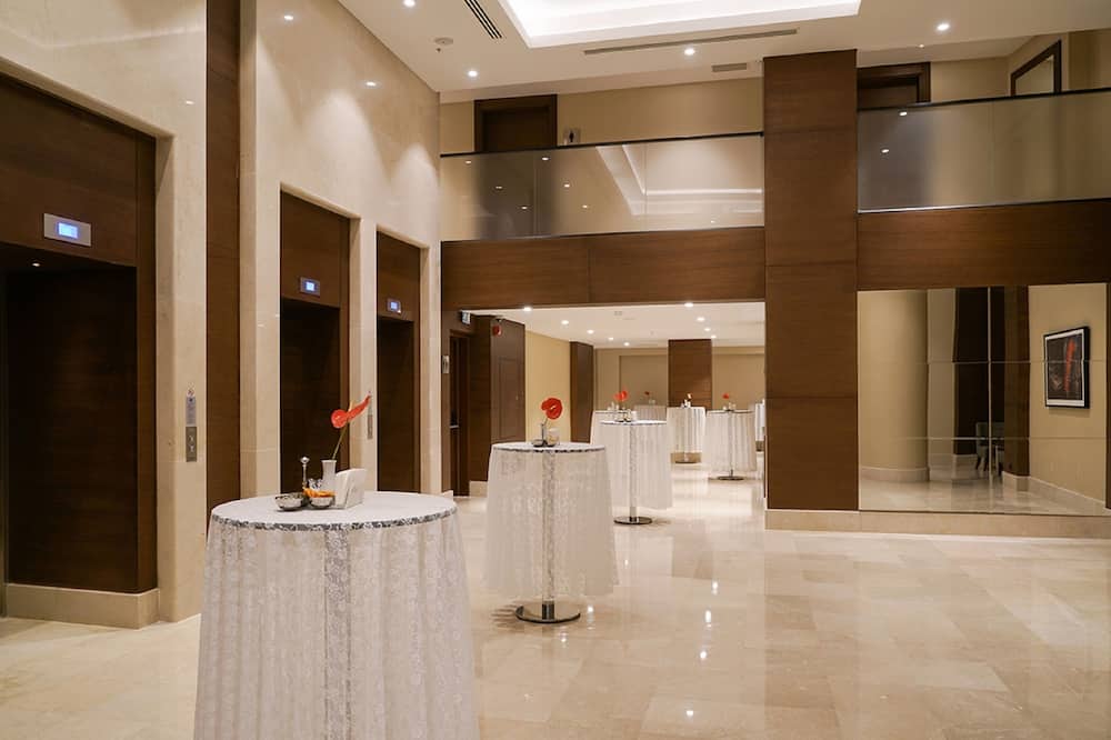 ラディソン ブルー オテル アンカラ チャンカヤ 写真