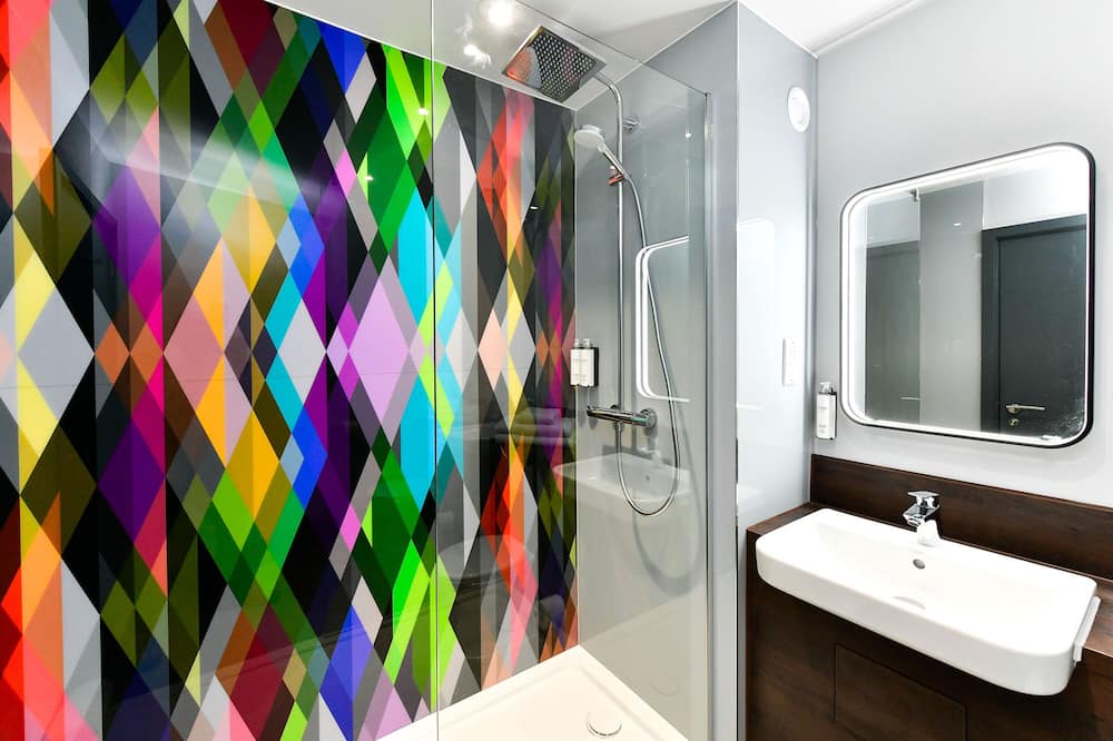 Village Hotel Cardiff 写真