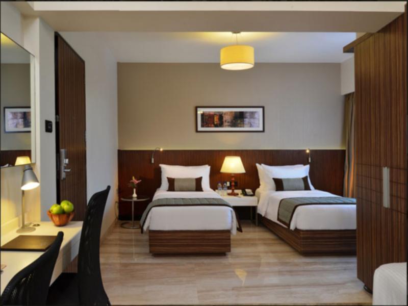 レジデンシー サロバール ポルティコ ムンバイ 写真