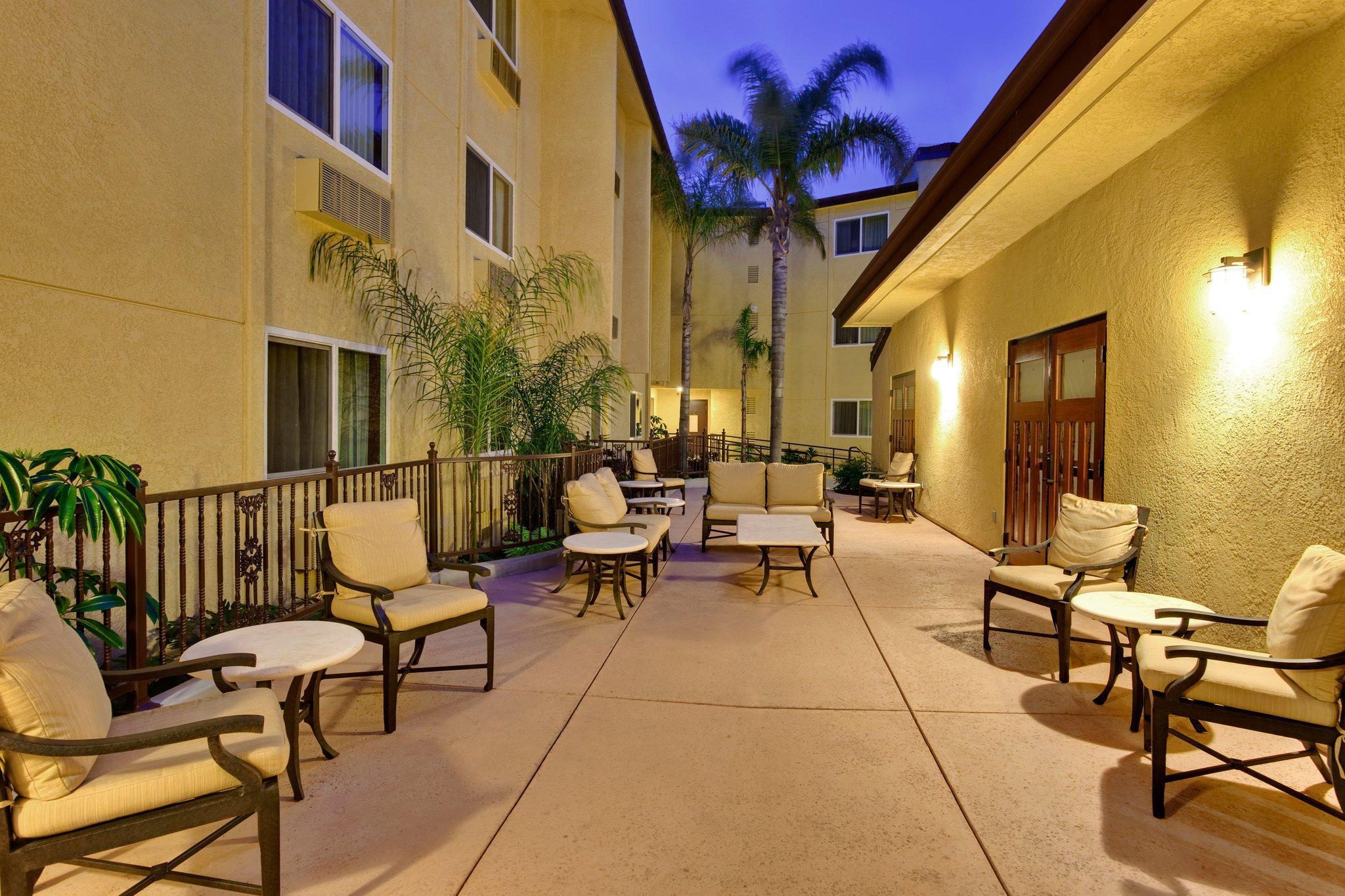 The Wayfarer San Luis Obispo, Tapestry Collection by Hilton 写真