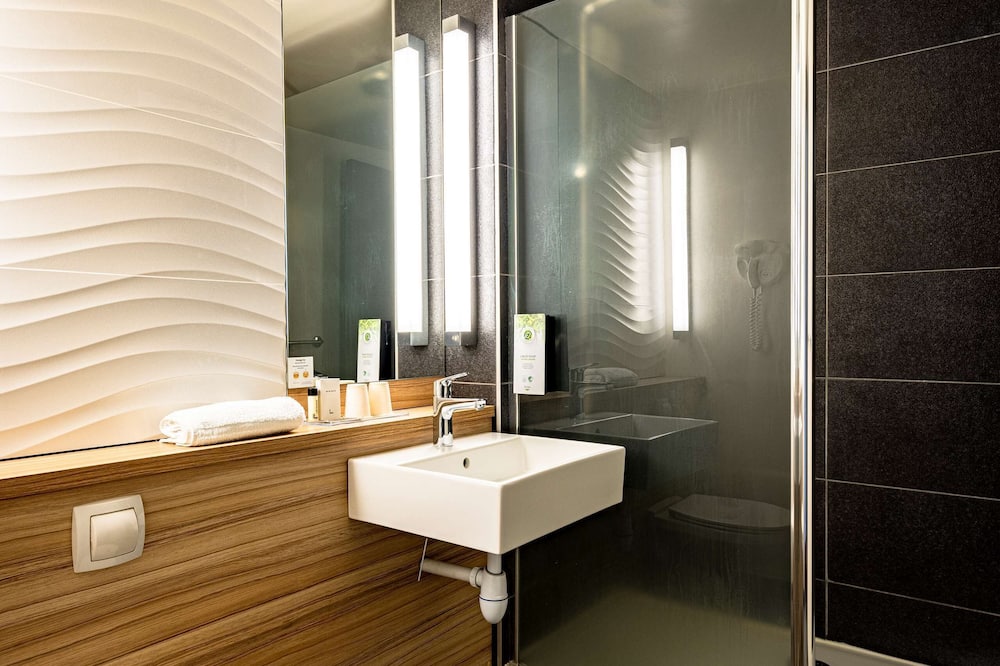 カンパニール ディジョン ノール トワゾン ドール ホテル 写真