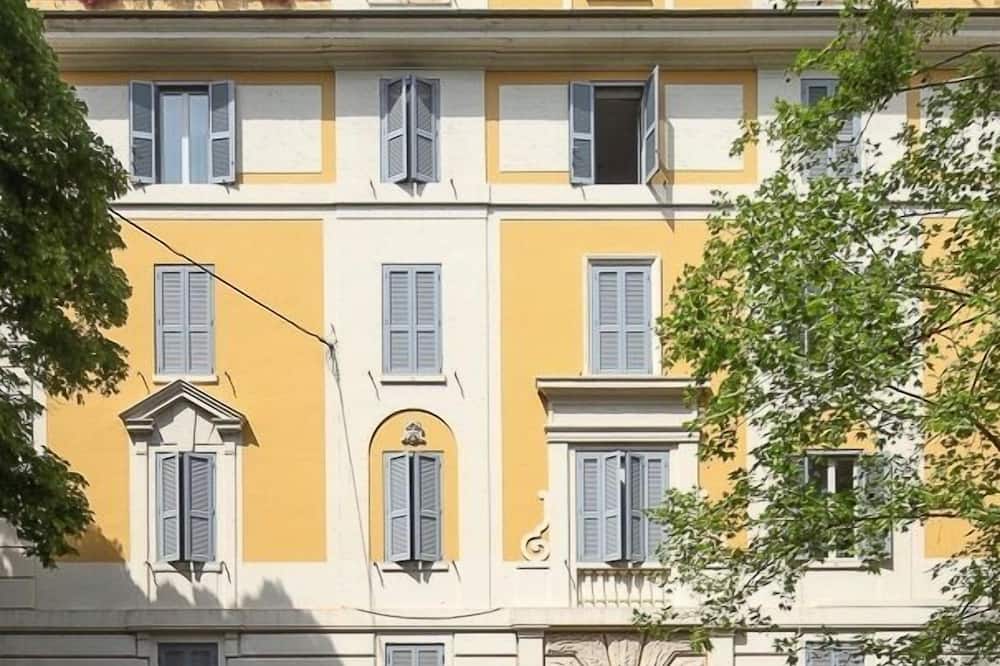 アストリア パレス 写真