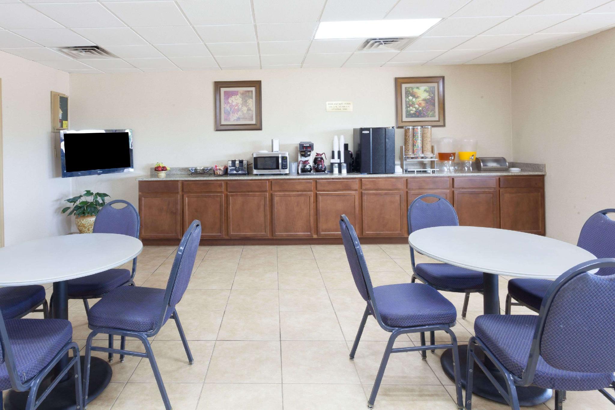 ナイツ イン マーフリーズボロ 写真