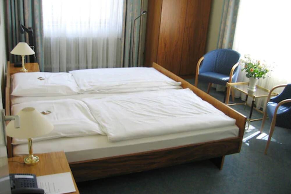 ホテル ギルデンホフ 写真