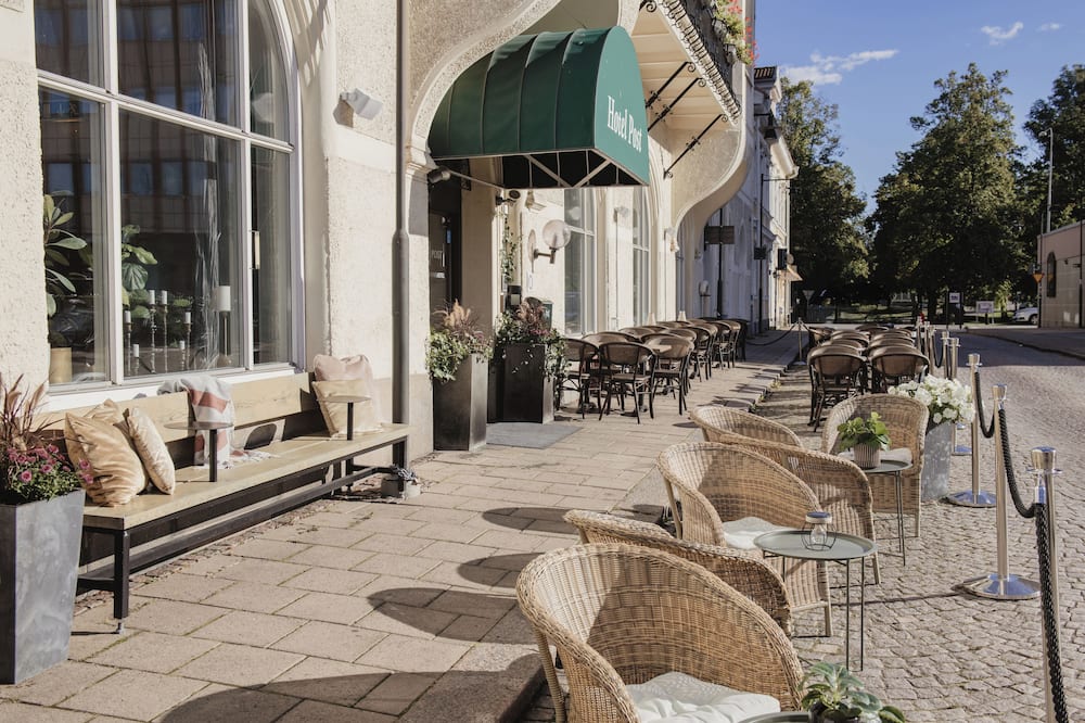 Home Hotel Post 写真