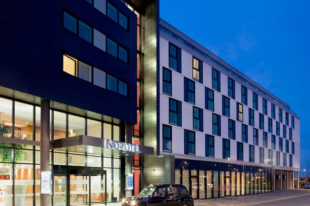 ノボテル エディンバラ パーク ホテル 写真