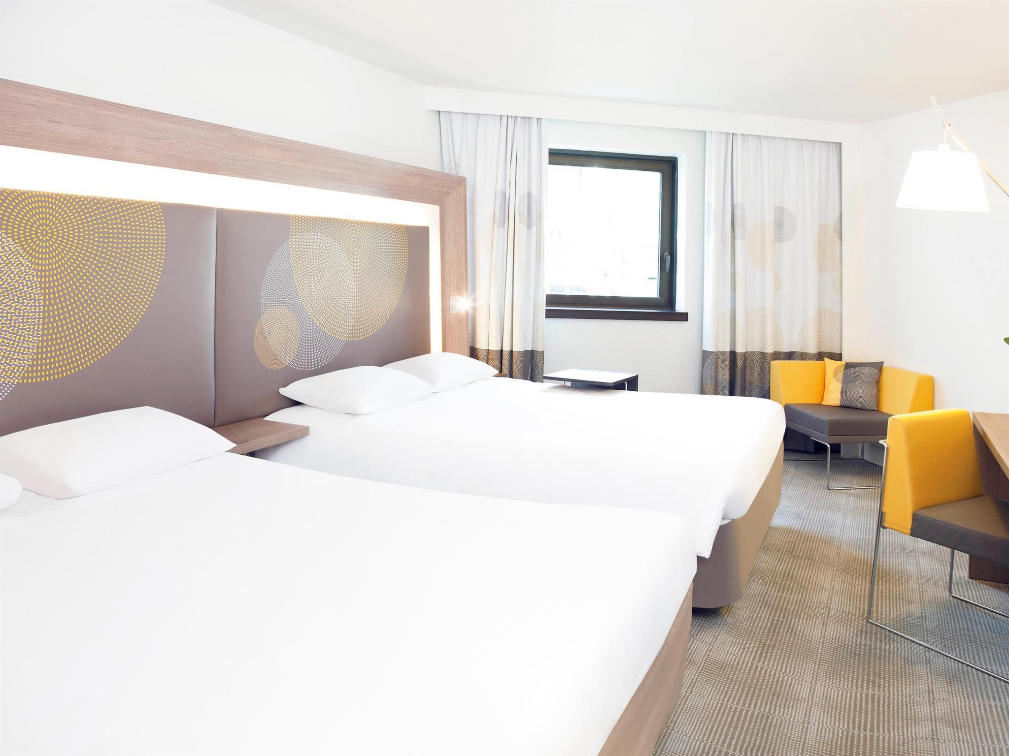 ノボテル パリ レ アール ホテル 写真