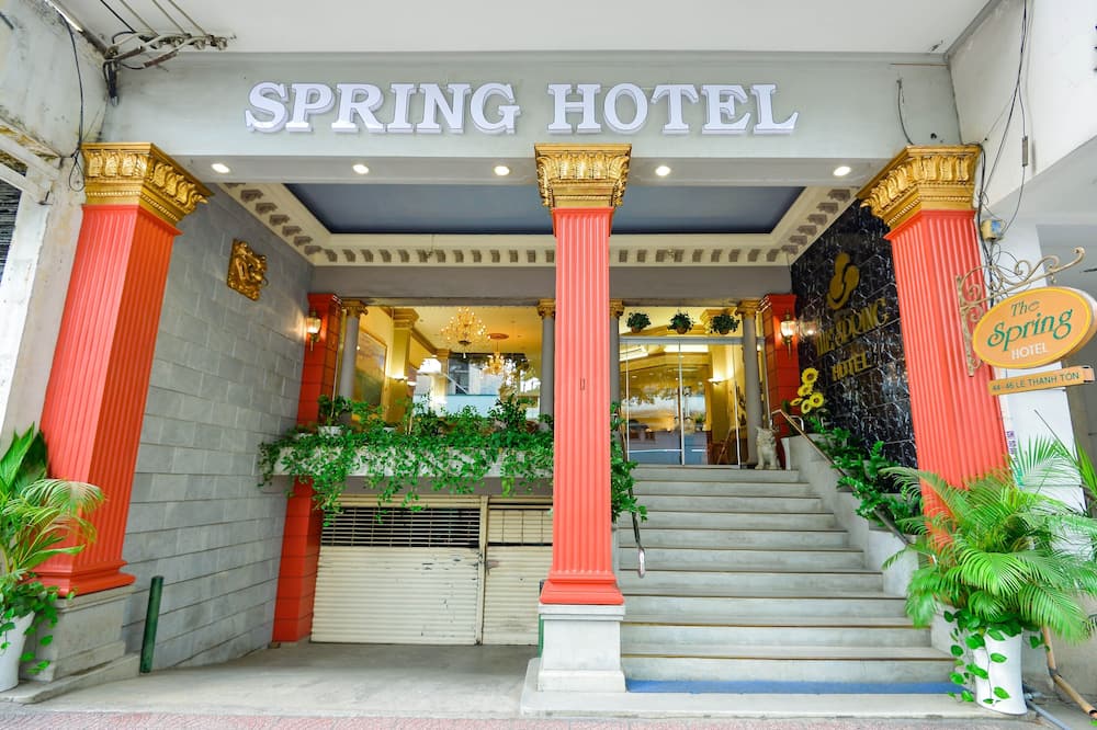 ザ スプリング ホテル 写真