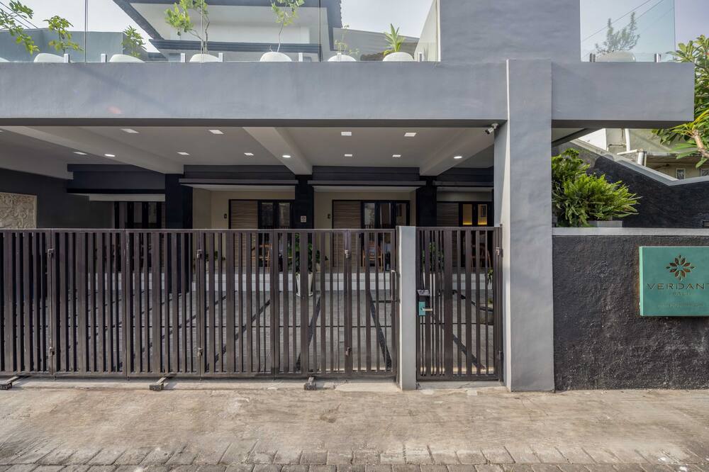 ヴェルダントバリセカーサリ 写真