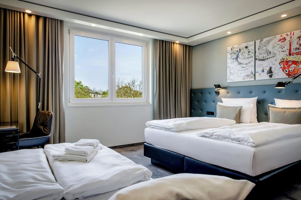 Motel One Hamburg-Altona 写真