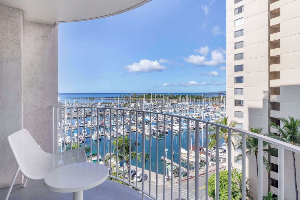 ヒルトン バケーション クラブ ザ モダン ホノルル 写真