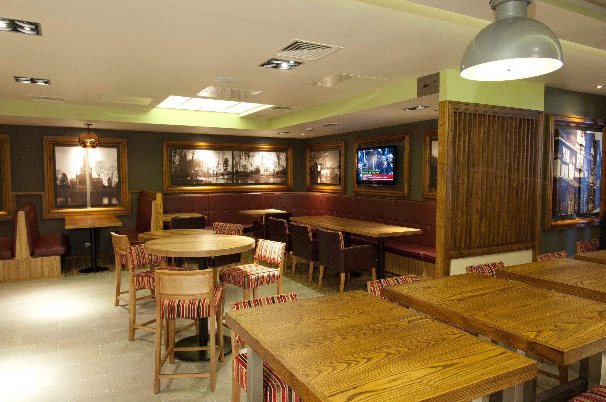 Premier Inn Stratford-Upon-Avon Central 写真