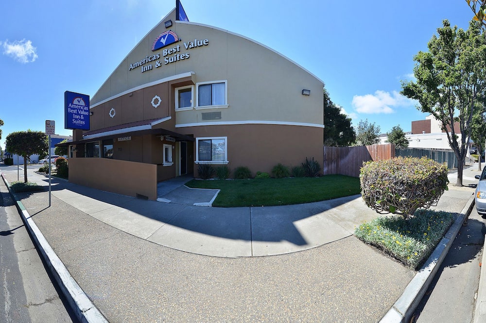 イン バイ ザ SFO 写真