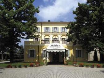 Rechigi Park Hotel