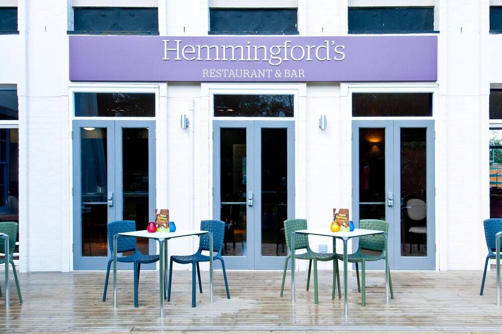 ワイエッチエイストラトフォードアポンエイボンホステル 写真