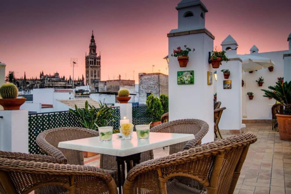 ホテル ムリーリョ 写真