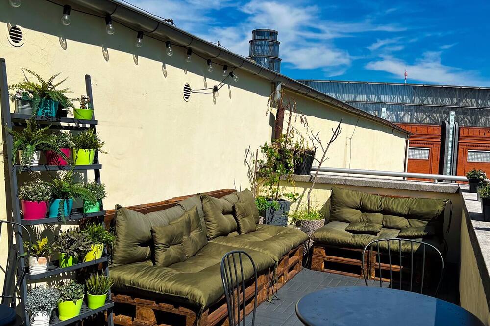 ホテル トラフィック ポズナン スタレ ミャスト 写真