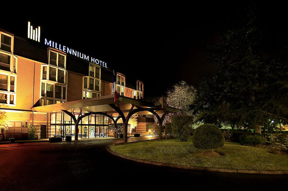 ミレニアム ホテル パリ シャルル ド ゴール 写真