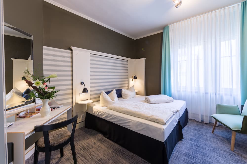 Historik Hotel Goldener Hirsch Rothenburg 写真