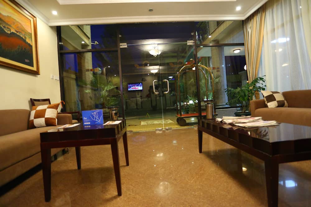 キャラバン ホテル 写真