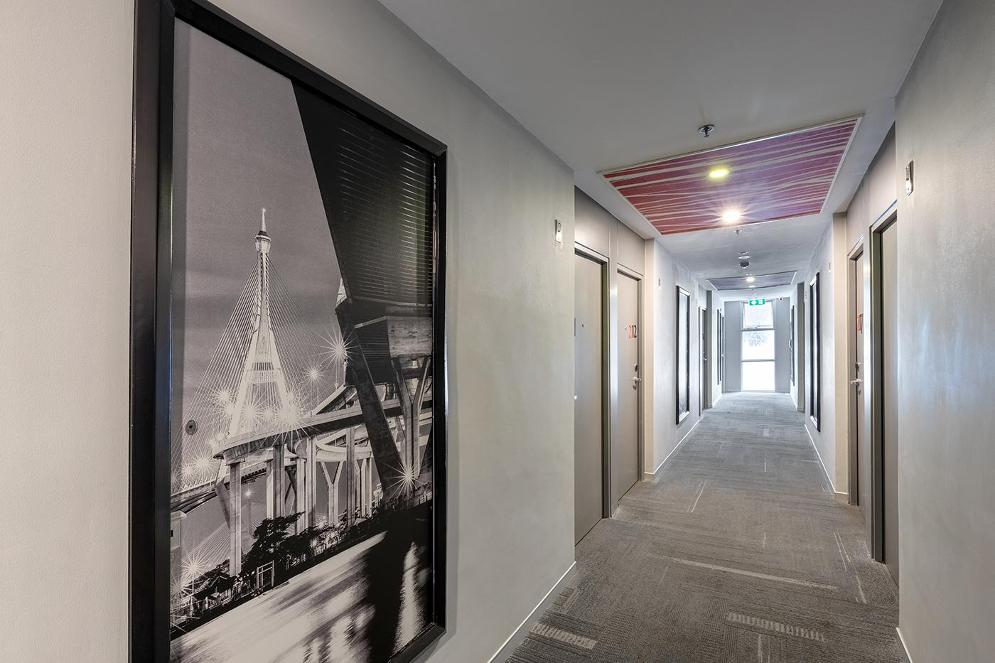 イージー プラネット バンコク スラウォン 写真