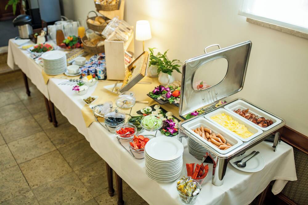 ホテル ポッド ズウォタ ルジャ 写真