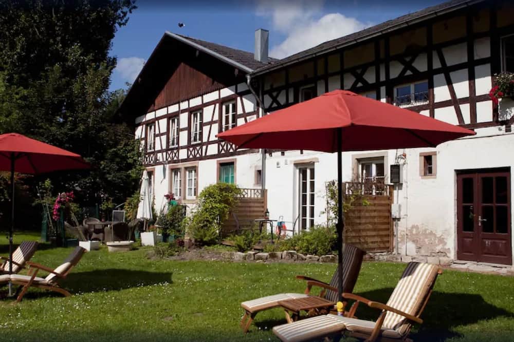 シャトー ドゥ プルタレ 写真