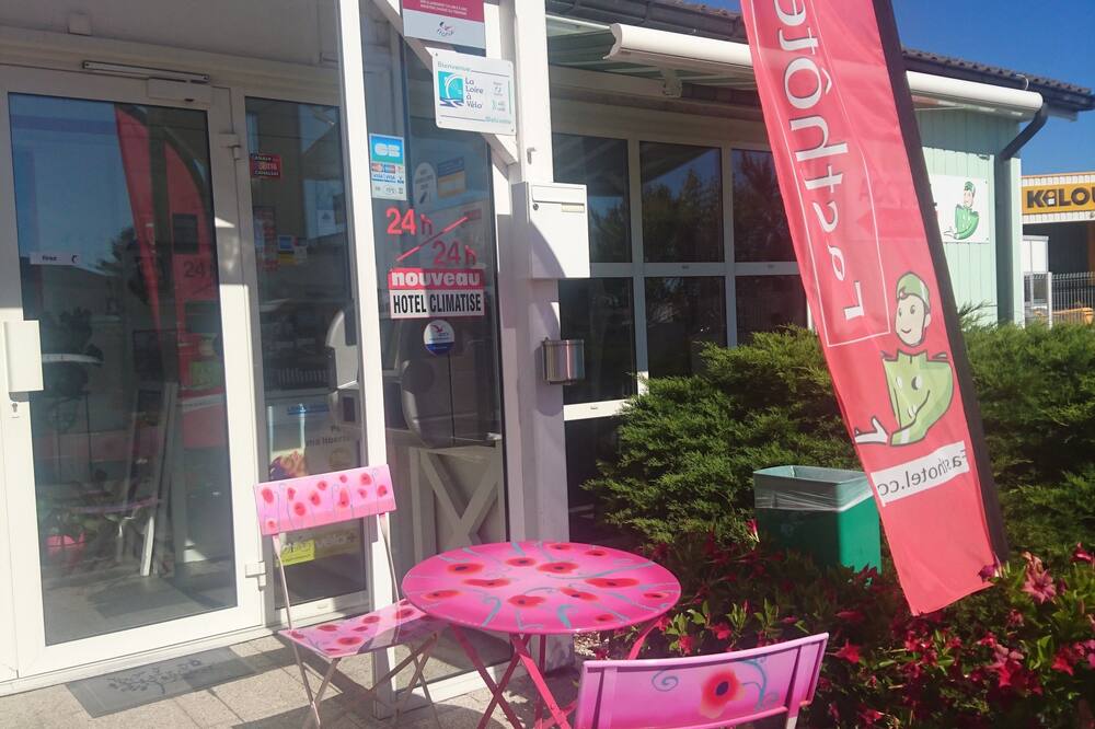 ファストオテル オルレアン シュド ゼニス 写真