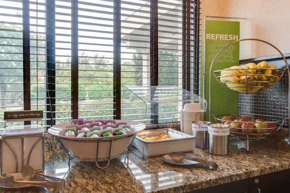 ハンプトン イン ディクソン 写真