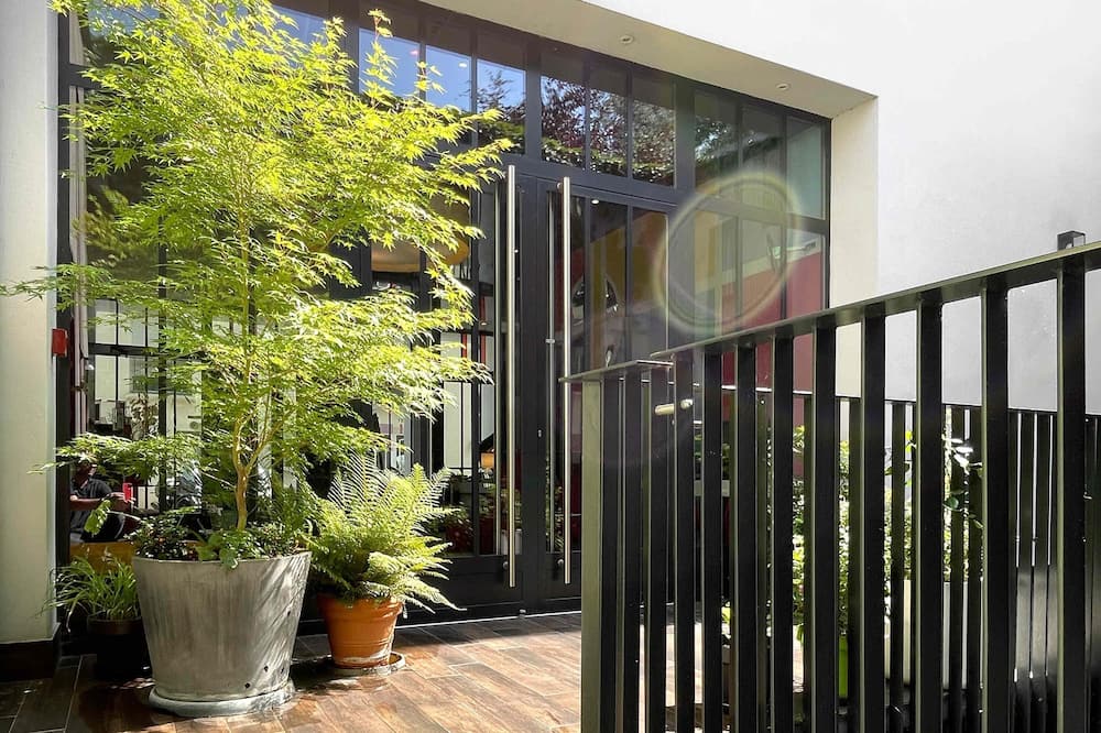 イビス スタイルズ パリ ラ デファンス クールブヴォア ホテル 写真