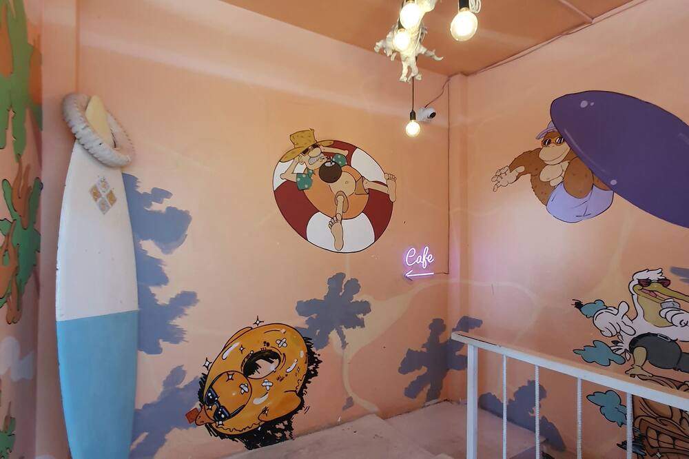 ヒーローホステル＆ビリヤード 写真