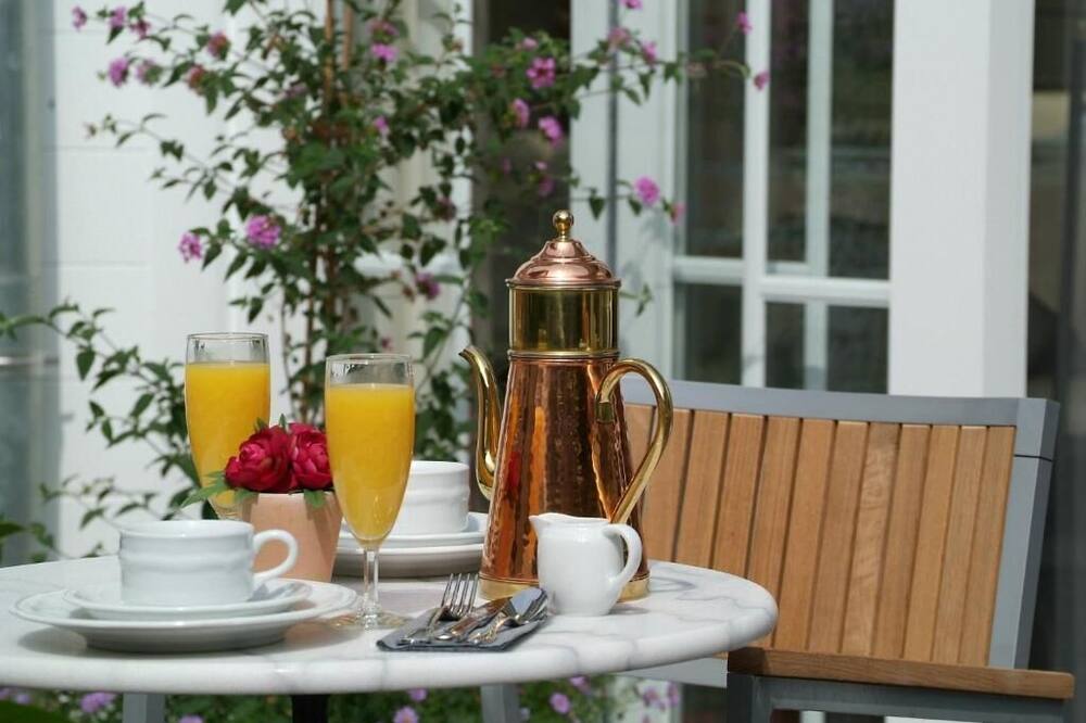 The Black Swan Hotel 写真