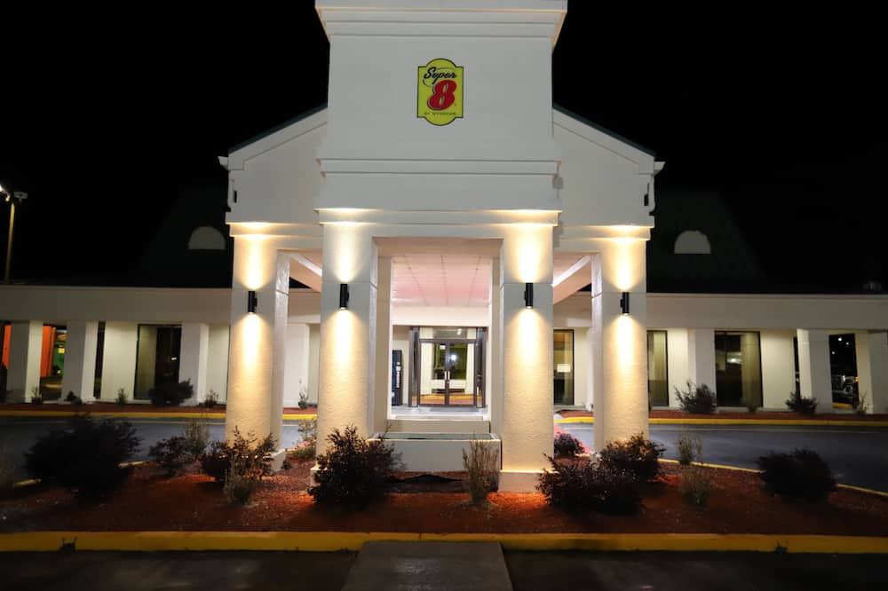 スーパー 8 バイ ウィンダム フローレンス SC I-95 ノース / ハイウェイ 76 写真