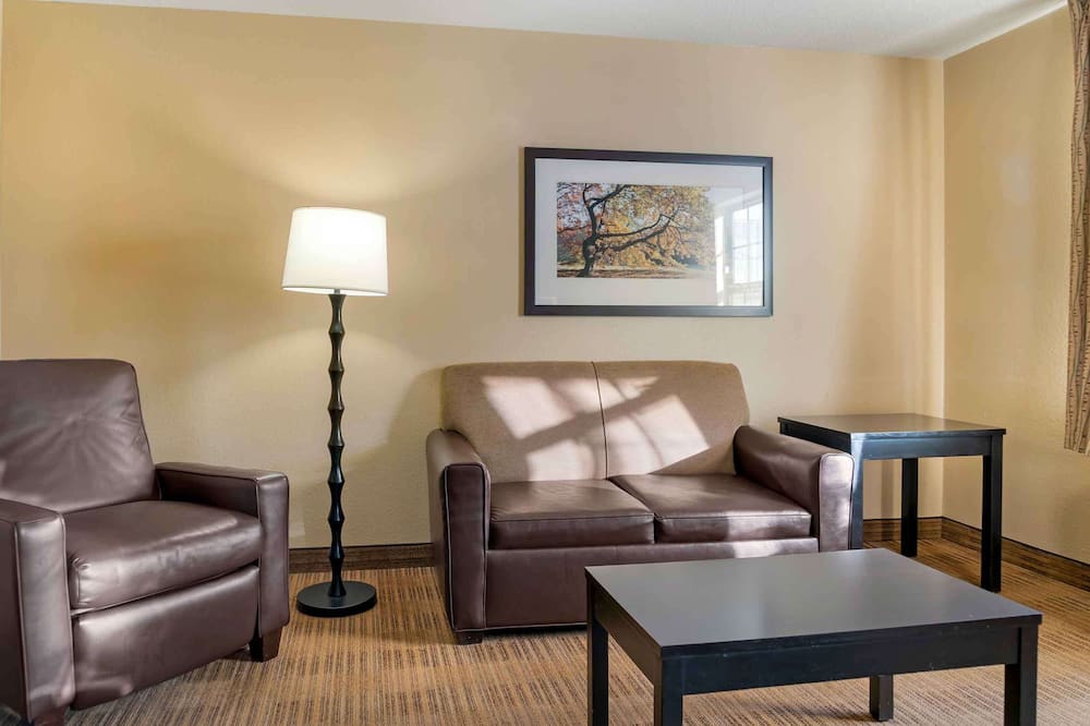 エクステンデット ステイ アメリカ スイーツ タコマ ファイフ 写真