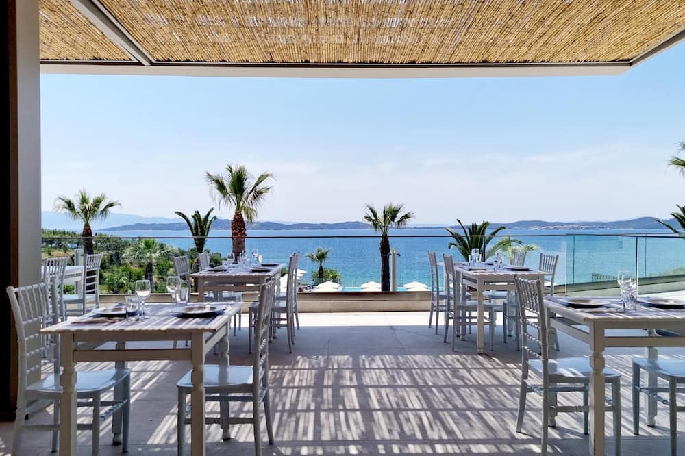 Akrathos Beach Hotel 写真