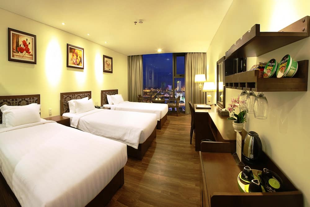 ダナシティ ホテル 写真