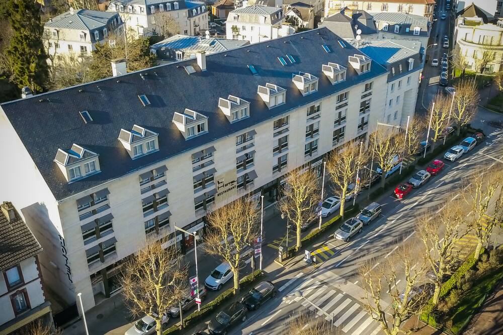 ベストウェスタンプラスホテルデュパルクシャンティイ 写真