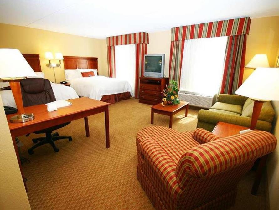 ハンプトン イン&スイーツ ウィリアムズバーグ ヒストリック ディストリクト 写真