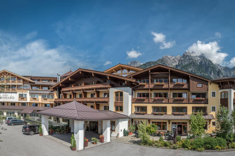 ホテル レオンハルト 写真