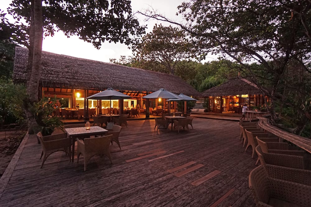 モロ マ ドト 写真