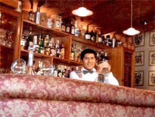 オテル カソナ コロン イン 写真