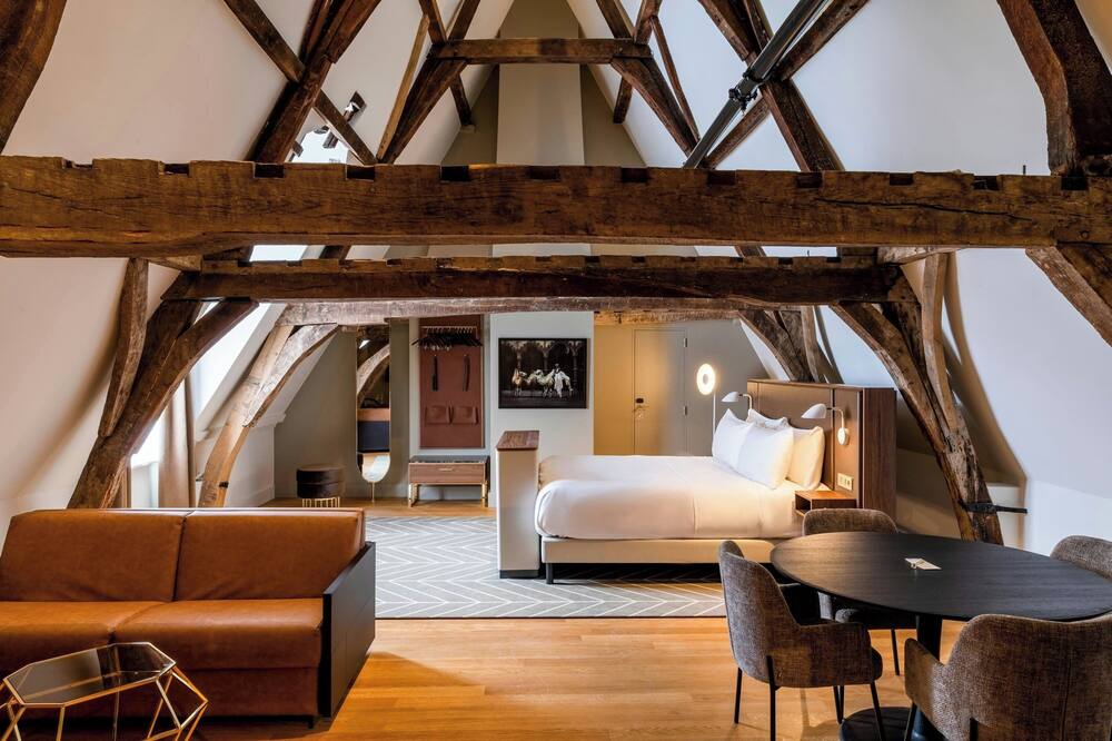 サファイア ハウス アントワープ オートグラフ コレクション 写真