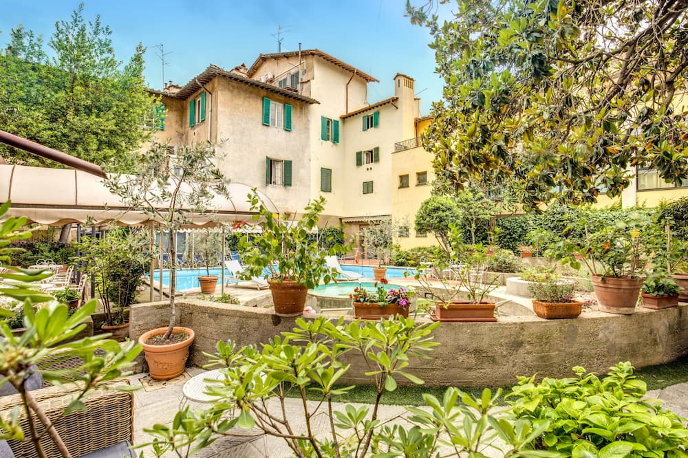 ホテル クローチェ ディ マルタ 写真