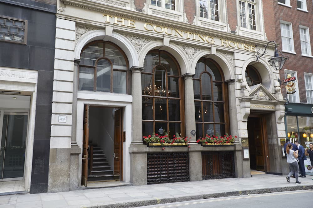 カウンティング ハウス 写真