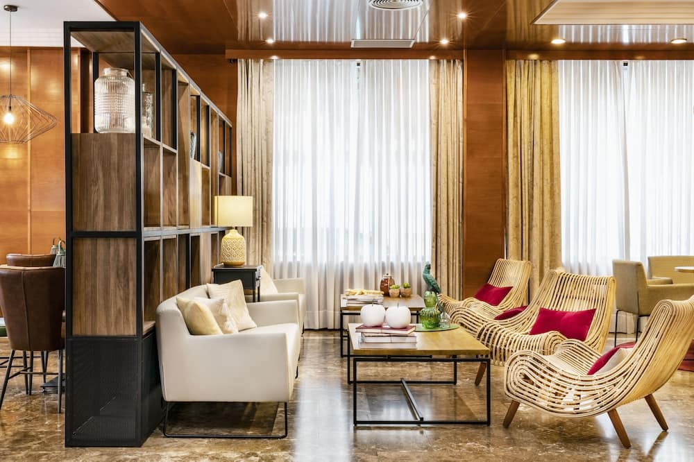 ヴィンチ シウダッド デ サラマンカ ホテル 写真