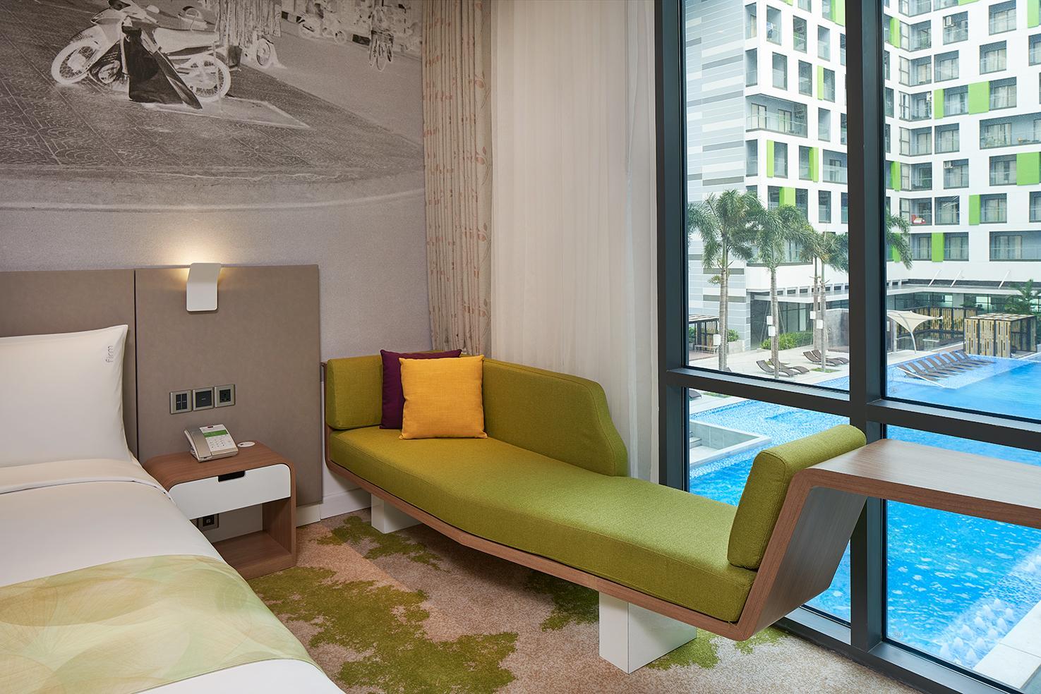 ホリデイ イン ＆ スイーツ サイゴン エアポート バイ IHG 写真