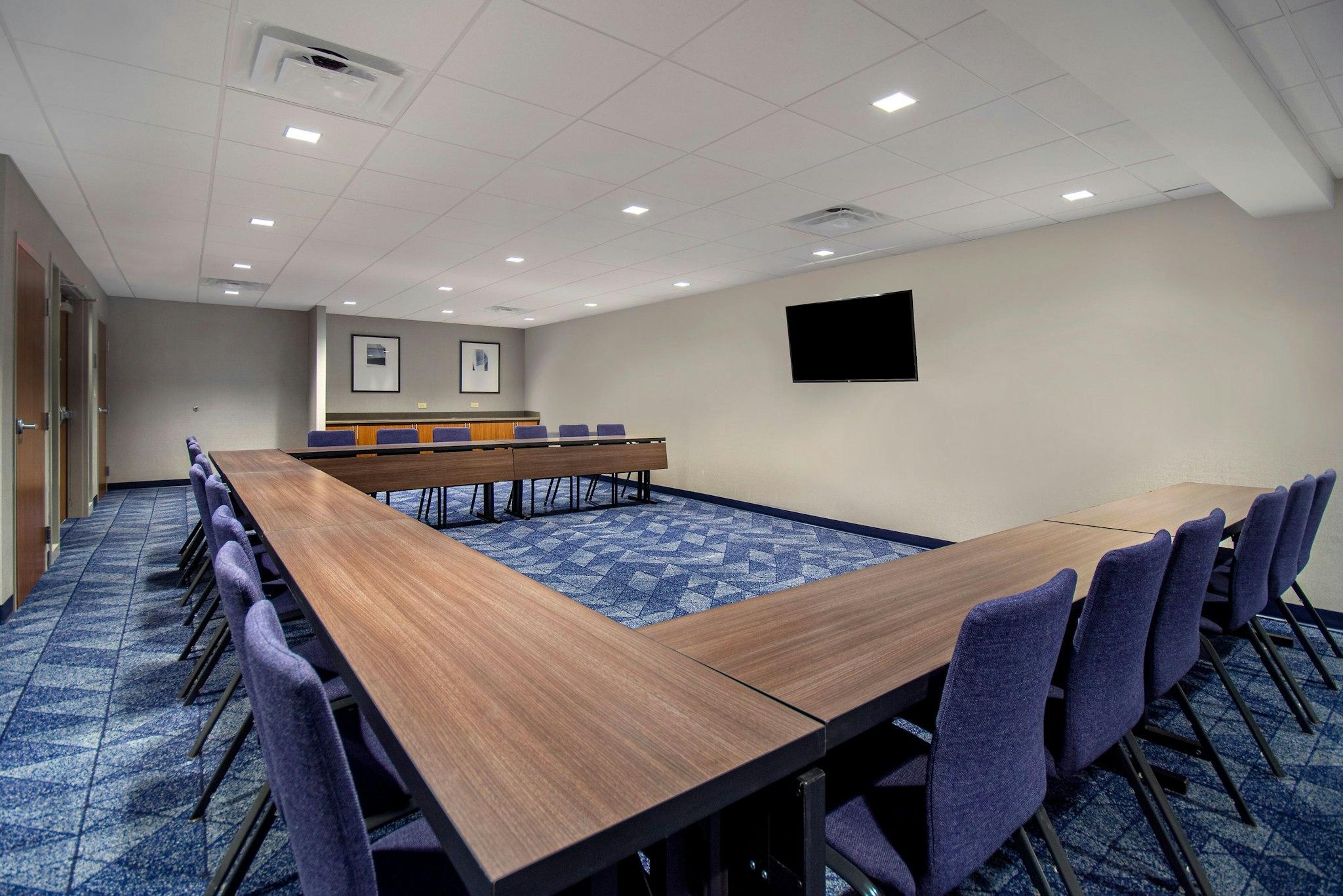 Courtyard by Marriott Cincinnati Airport 写真