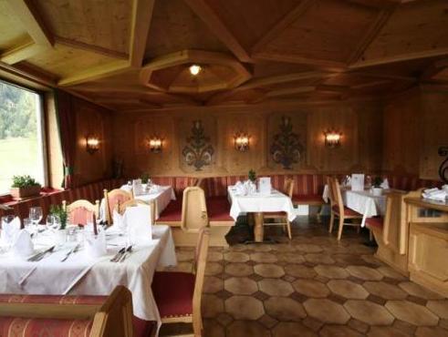 ホテル ファルネホフ 写真